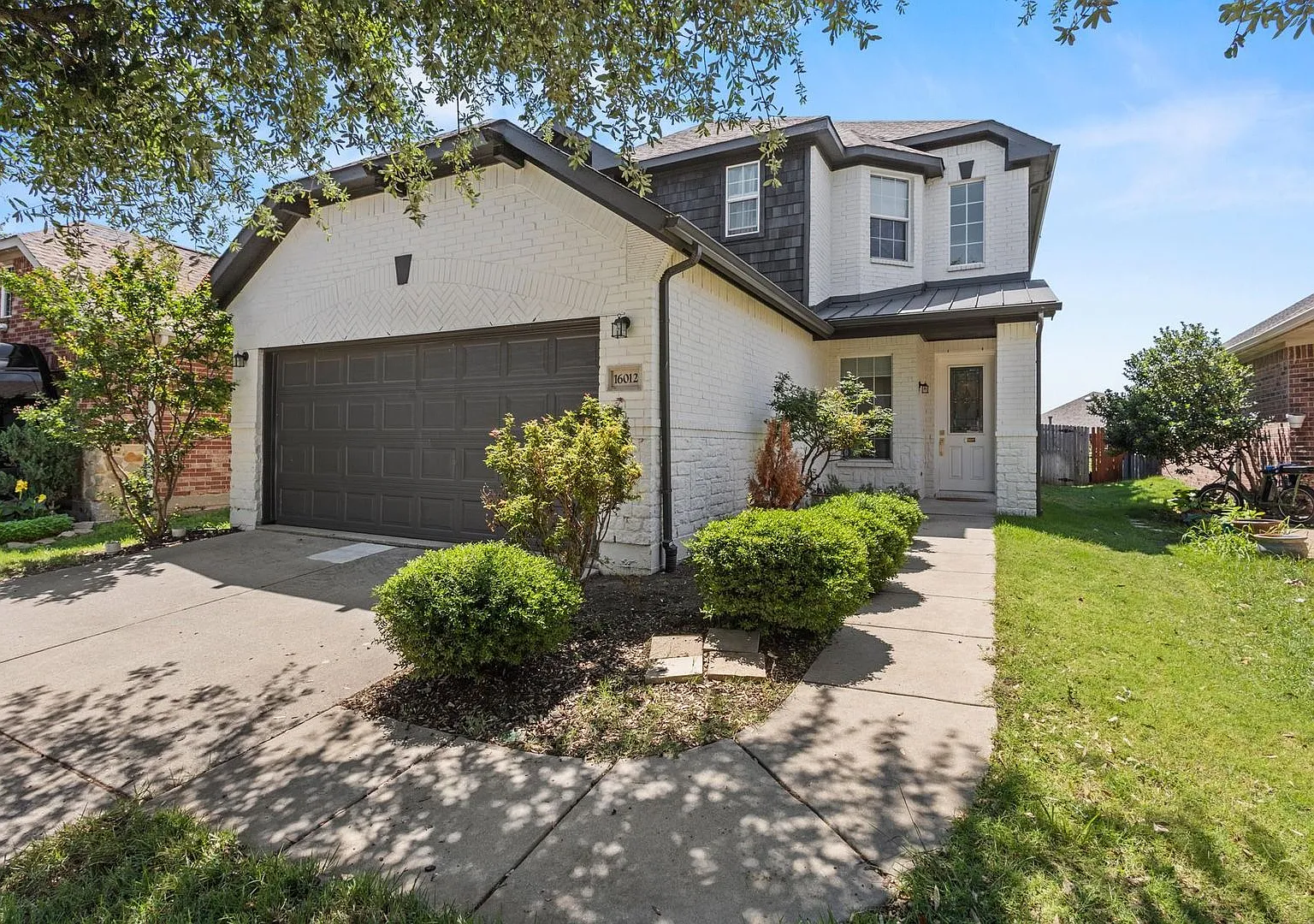 Spacious & Modern FULLY Renovated 3 Bedroom House in Prosper, Tx! — Photo 1