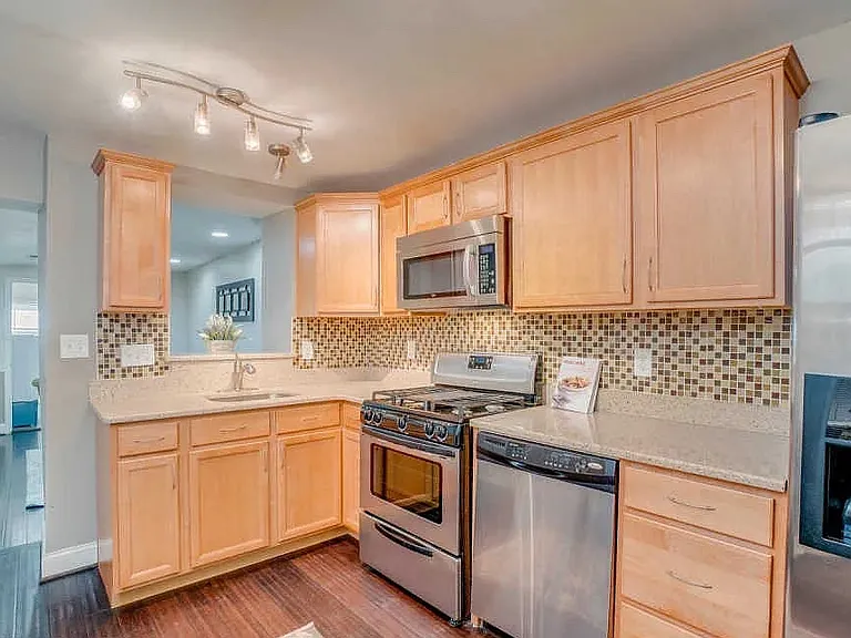 1739 E Lombard St — Photo 5