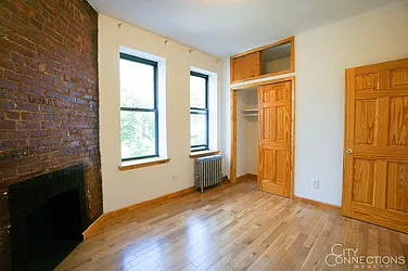 Rented by City Connections Realty