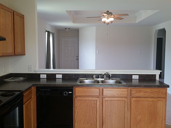 5th image of 21 McGugan Ln