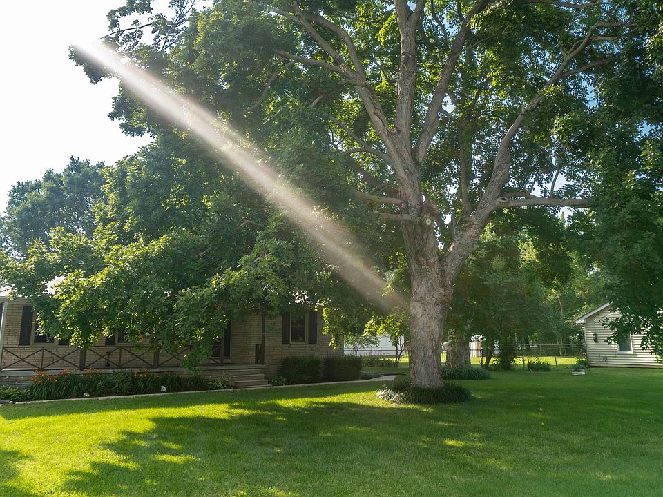 3 FT EAVES/VINYL/NO PAINTING