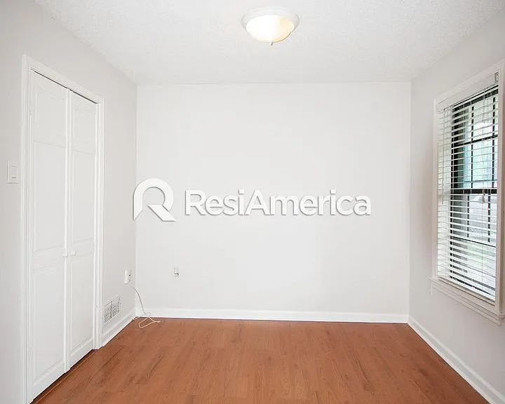 3922 N Heatherhill Dr — Photo 12