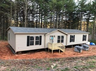 137 Sentelle Ln, Hendersonville, NC 28739