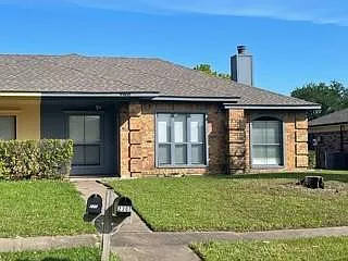 2207 Ember Lee Dr — Photo 3