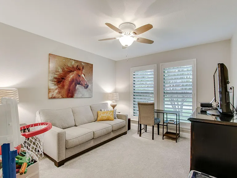 1325 Shamrock Ln — Photo 28