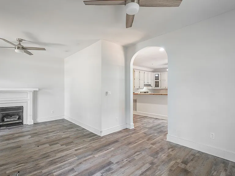 1300 Riverview Rd — Photo 10