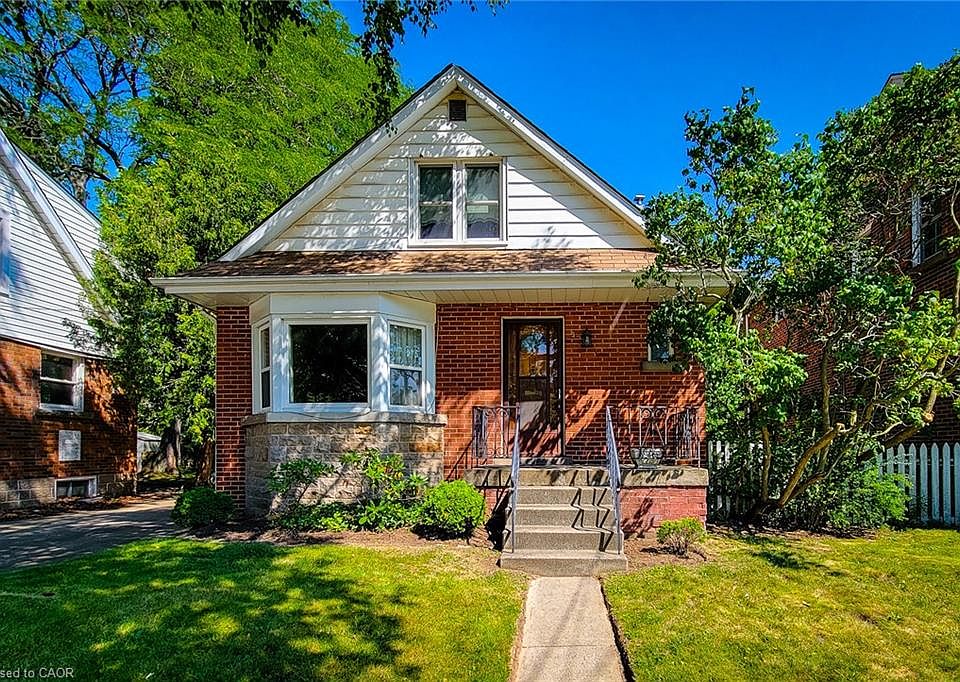 1st image of 30 Sanders Blvd