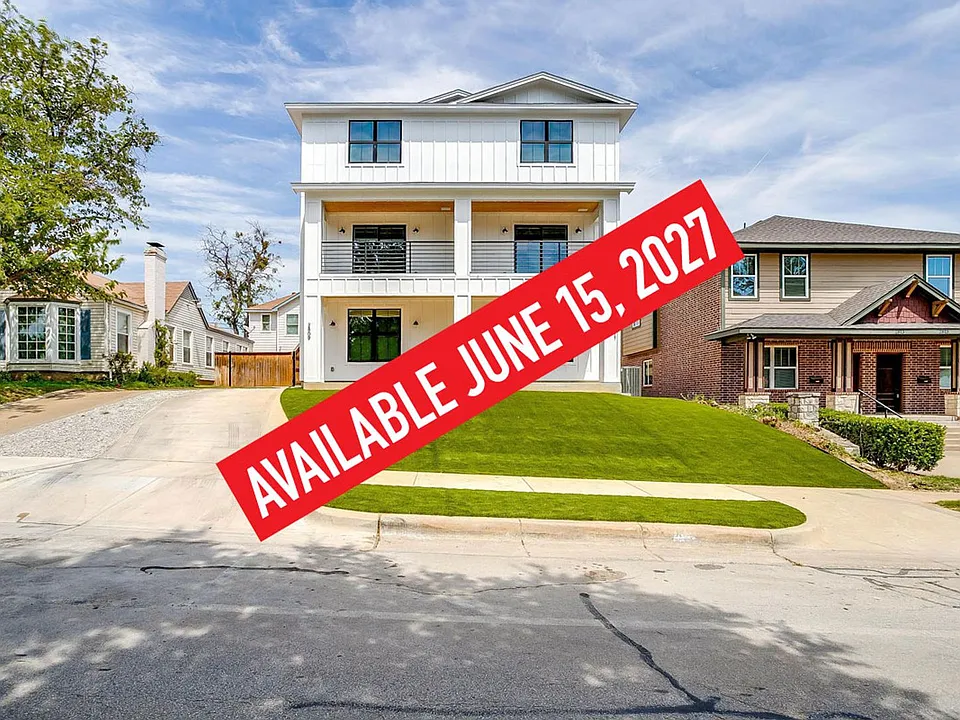 2811 Forest Park Blvd