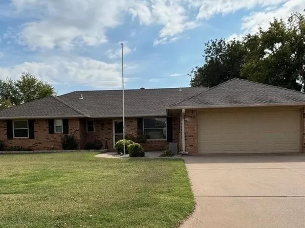 1504 Mockingbird Ln, Weatherford, OK 73096