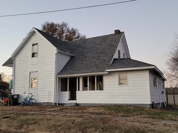 511 N Main St, Oakland City, IN 47660