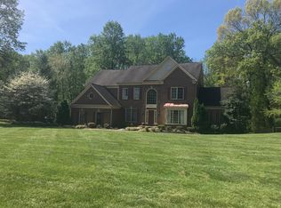 3180 Wheatland Farms Dr, Oakton, VA 22124