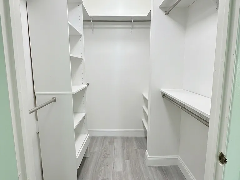 42 Tennyson Dr — Photo 15