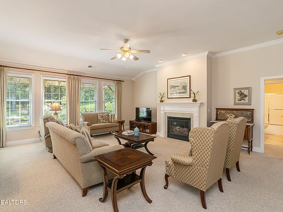 4th image of 1594 Lewisbrooke Ln