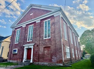 206 S Market St, Muncy, PA 17756