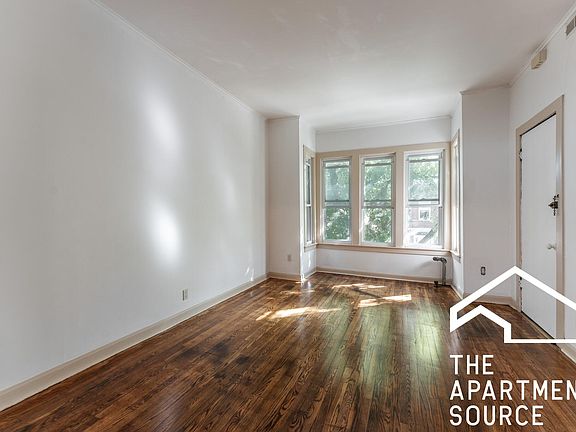 3rd image of 1643 N Mozart St #2