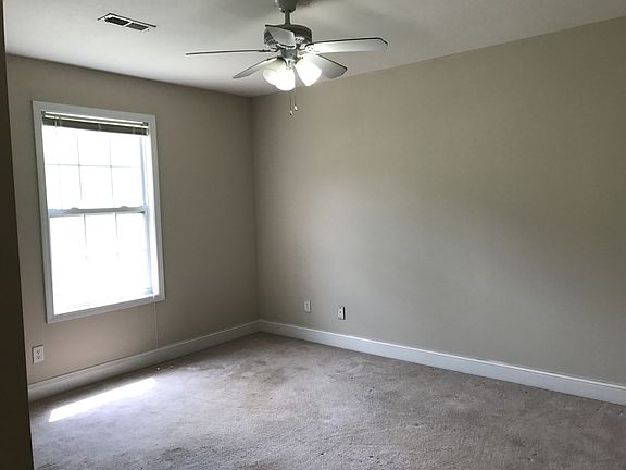 5th image of 4208 Miracle Ln