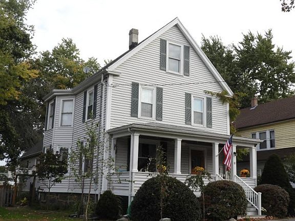 3rd image of 8 Coolidge Ave