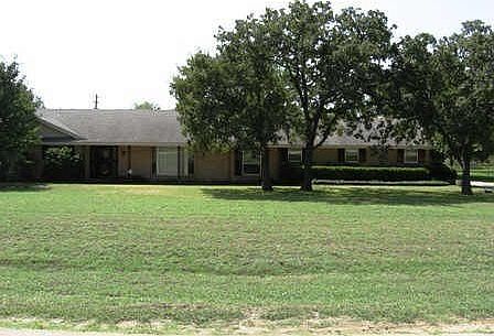 3rd image of 1416 Rolling Acres Dr