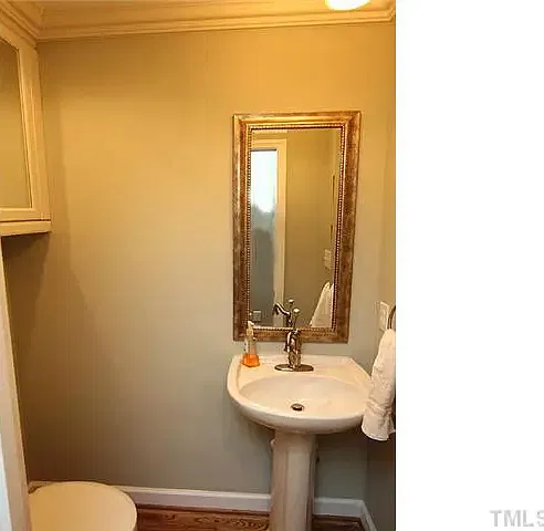 2 bed, 1.5 bath, 1184 sqft, $3,395 — Photo 2