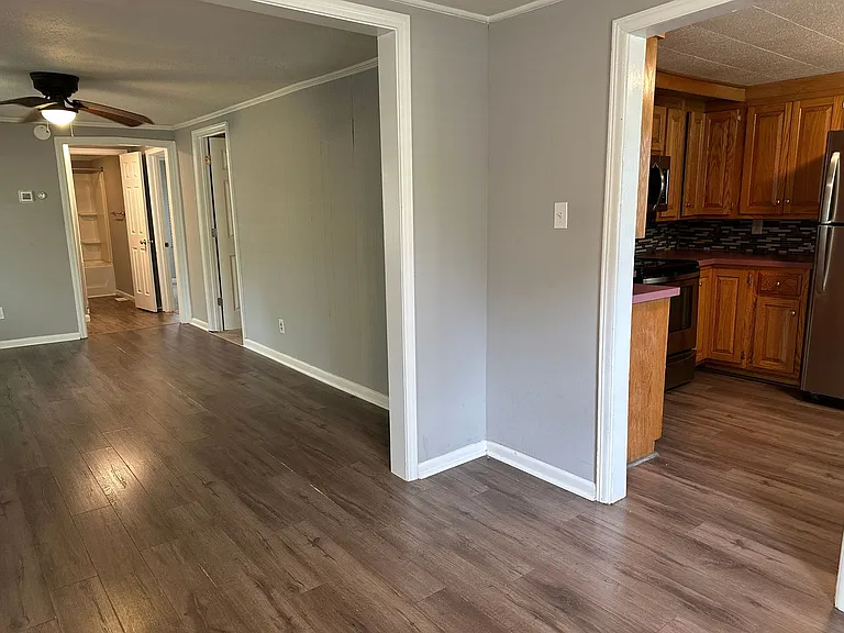 420 W Mountain Dr — Photo 9