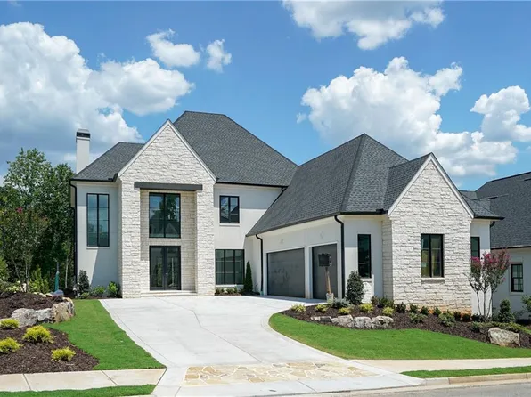 3815 Cottage Dr, Alpharetta, GA 30004