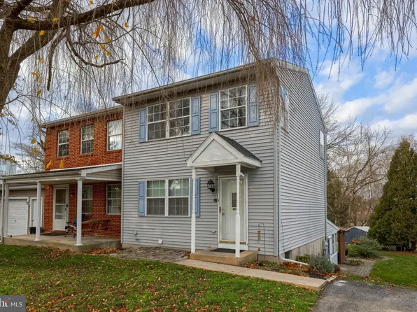 1524 Manor Blvd, Lancaster, PA 17603