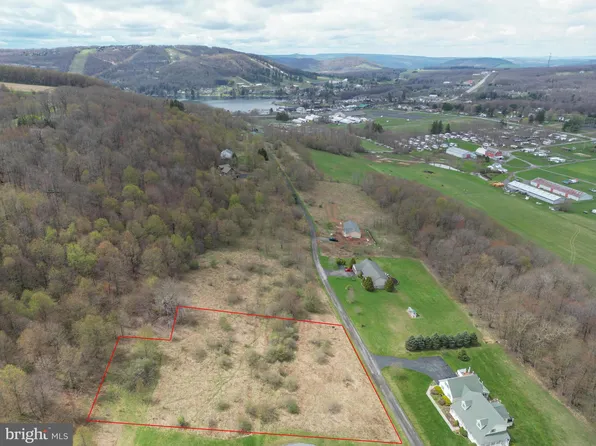 27 Settlers Pass, Mc Henry, MD 21541