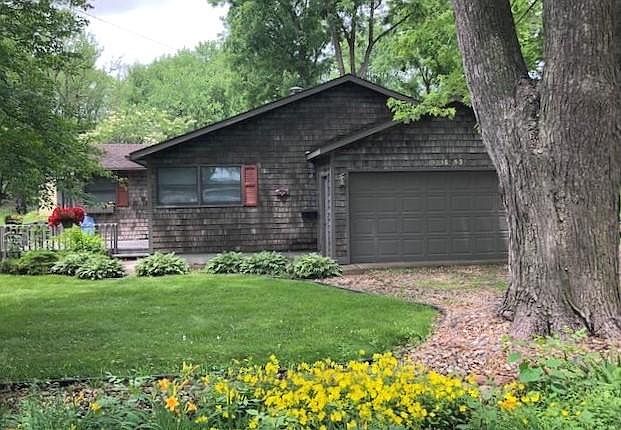 1st image of 15453 Percival Dr