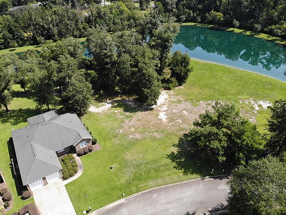 5th image of 213 Saxton Pl