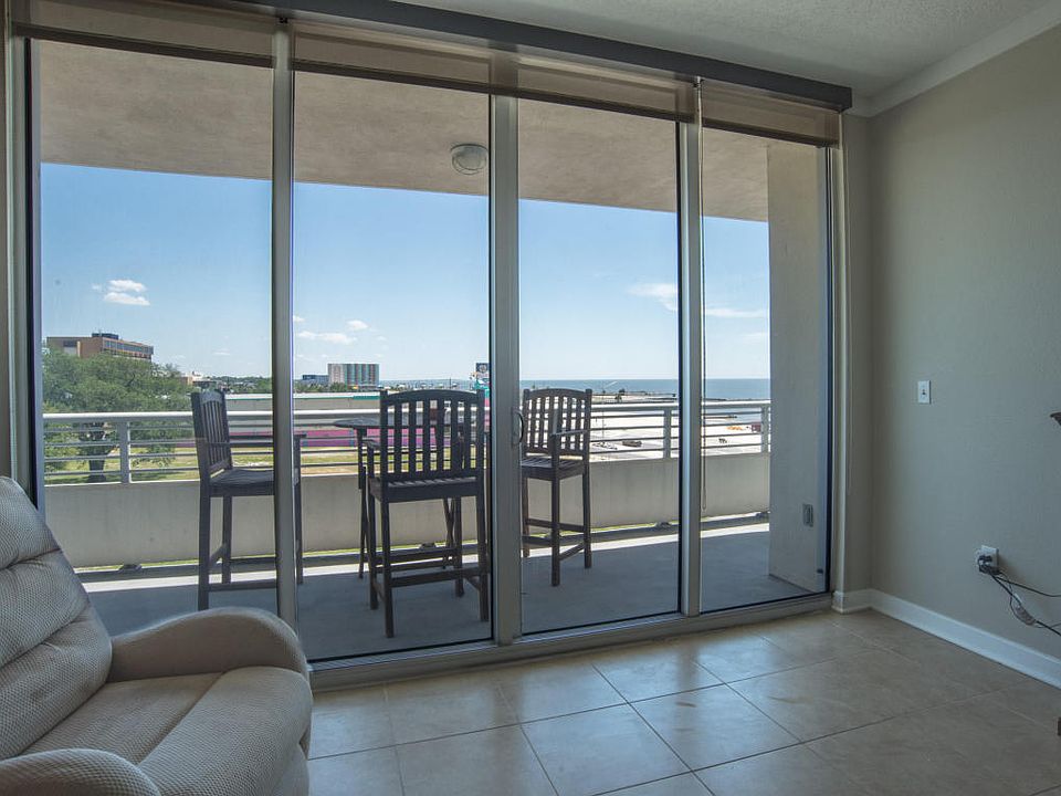 1st image of 2060 Beach Blvd
