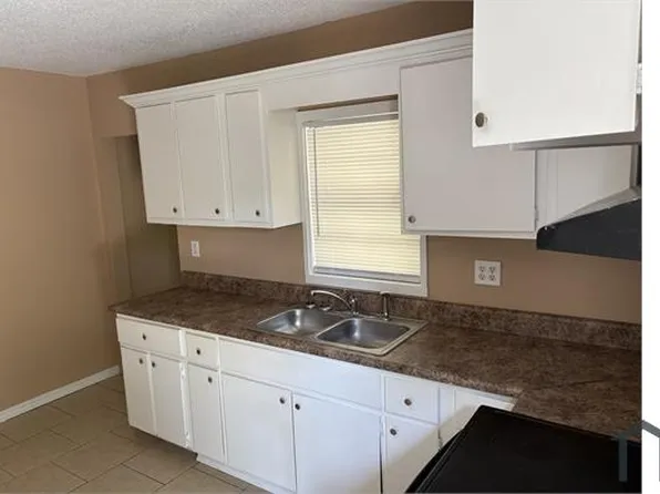 1057 Anderson Ct, Mobile, AL 36606