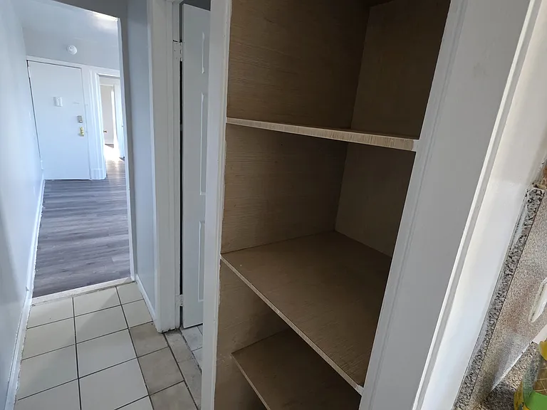 4 Convent Ave #3L — Photo 9