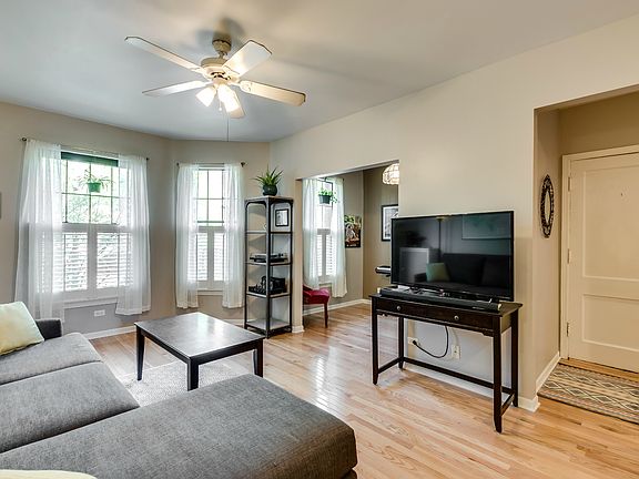 4th image of 1209 W Morse Ave #1