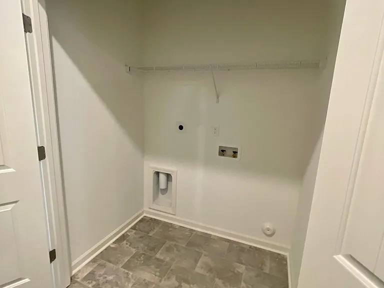 320 Koslin Loop — Photo 6