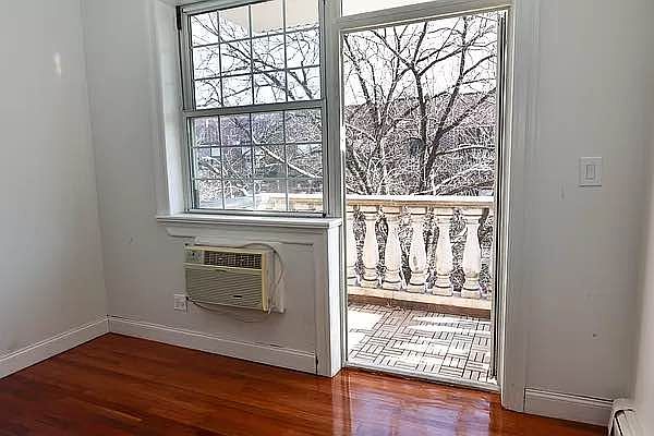 1st image of 2534 36th St APT 2F
