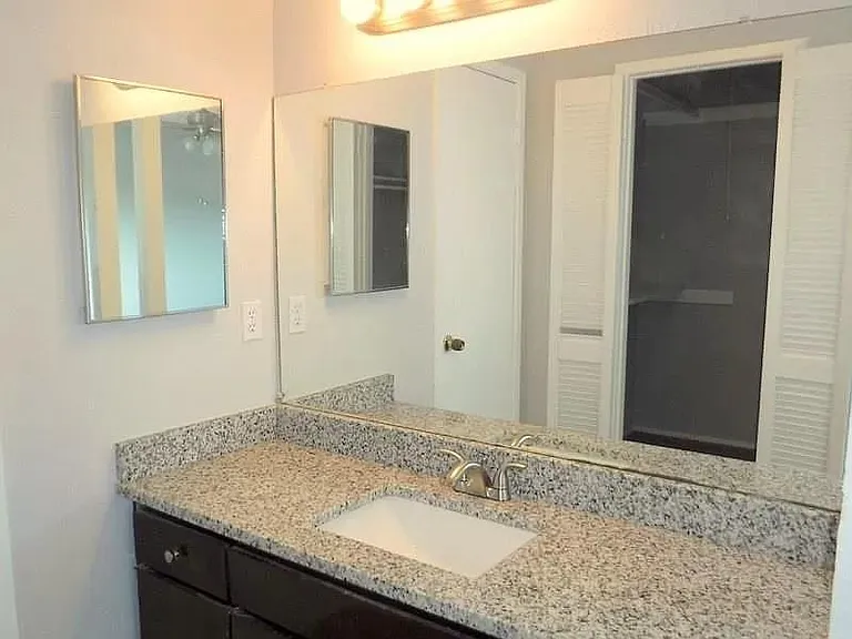 2635 Nina Cir — Photo 14