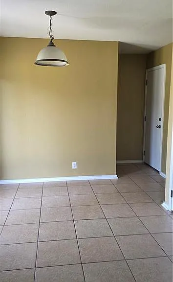 414 Rio Colorado St — Photo 10