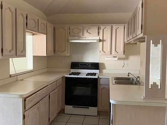 5th image of 12072 Jose Cisneros Dr