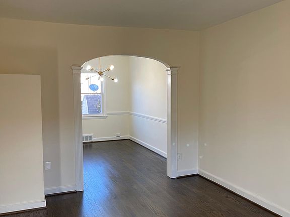 Living Room/Dining Room
