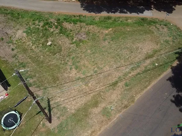800 Webb St, Daingerfield, TX 75638