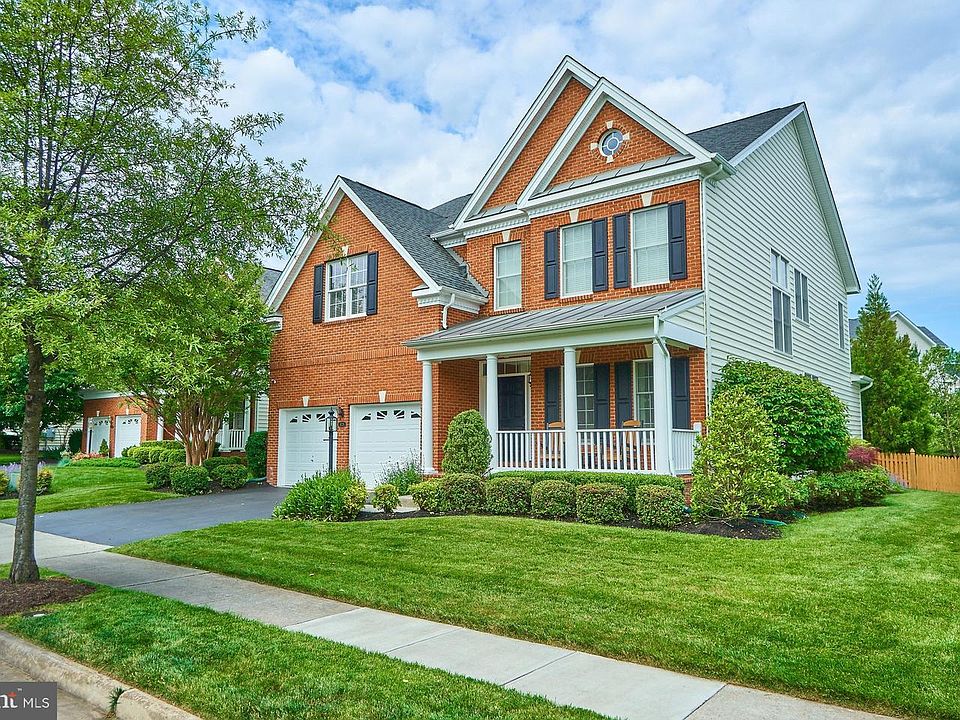 1st image of 5725 Waterloo Bridge Cir