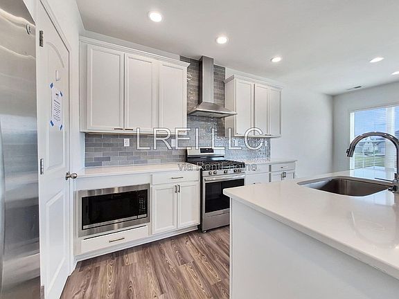 4th image of 3616 Ringing Bell Ln