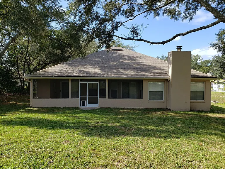 1612 Sweetwater West Cir — Photo 40
