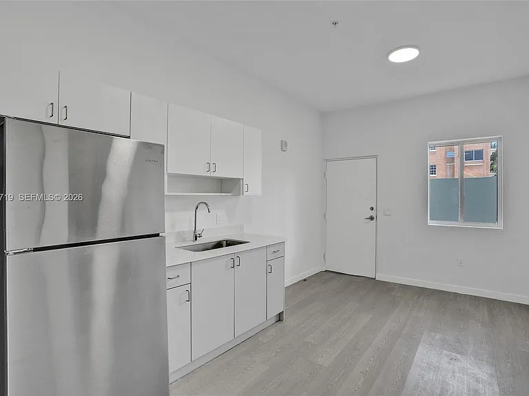 1567 NW 1st St #2 — Photo 9
