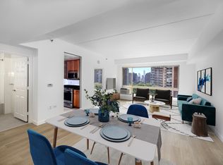 363 W 30th St #902, New York, NY 10001