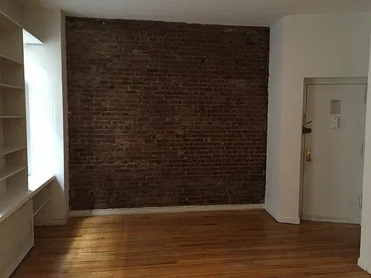 Rented by AJ Clarke | media 4