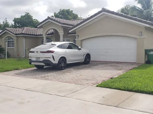 18225 SW 150th Ct, Miami, FL 33187