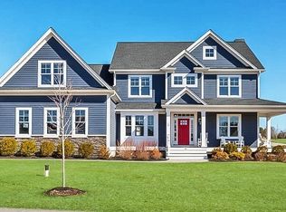 10 Rochambeau Ave, Wrentham, MA 02093