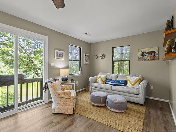 2nd image of 1686 Wells Landing Rd