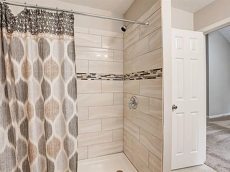 168 Lake Forest Dr — Photo 18